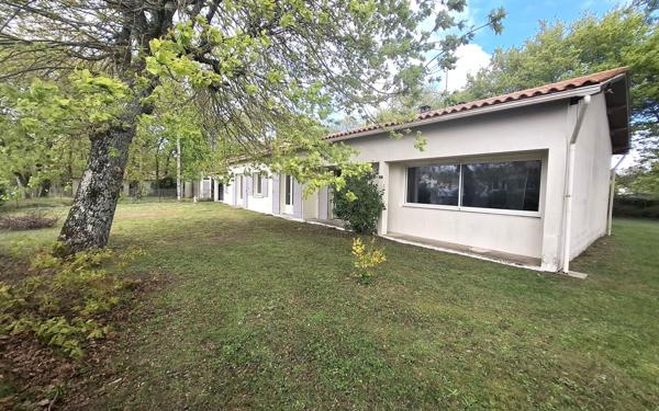 Maison à vendre    4 pièces •  Médis