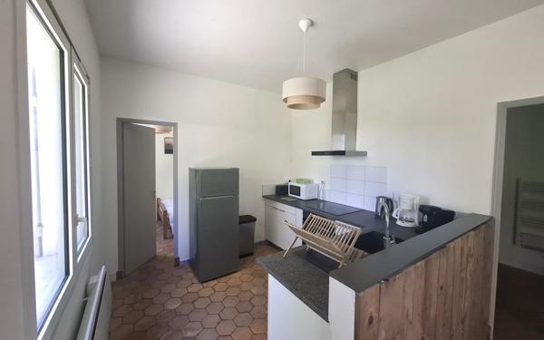 Maison à vendre    4 pièces •  Médis