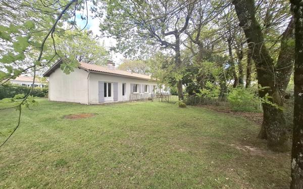 Maison à vendre    4 pièces •  Médis