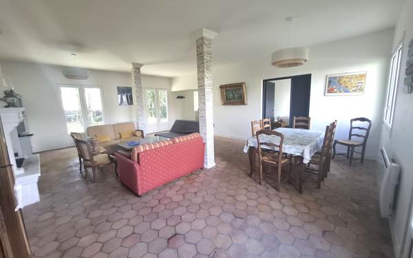 Maison à vendre    4 pièces •  Médis