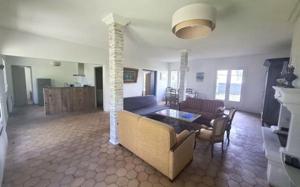 Maison à vendre    4 pièces •  Médis