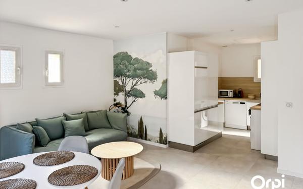 Maison à vendre    3 pièces • 50 m2 Gassin