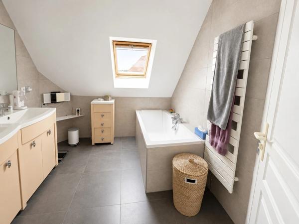 BESSANCOURT (95) - Maison individuelle 7 pièces - 134m² au sol - Terrain 583m²