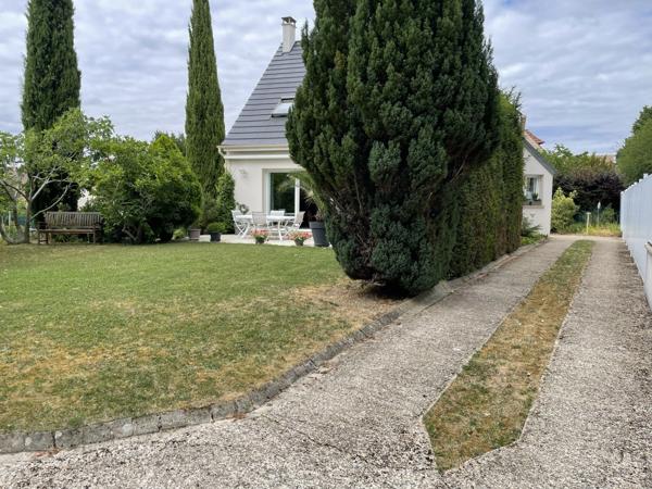 BESSANCOURT (95) - Maison individuelle 7 pièces - 134m² au sol - Terrain 583m²