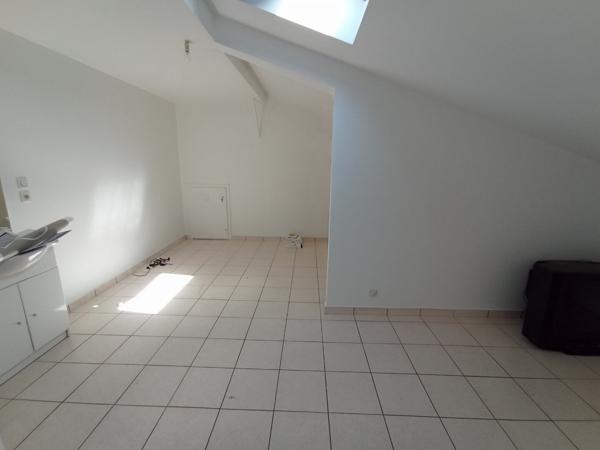 A louer local commercial Mont De Marsan hyper centre 650 m² logement de fonction