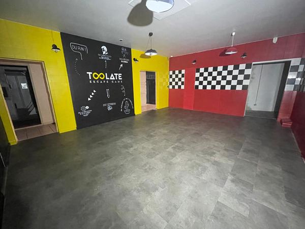 A louer local commercial Mont De Marsan hyper centre 650 m² logement de fonction