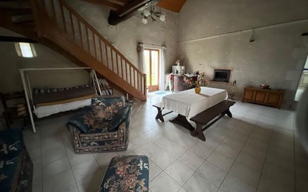 Maison à vendre    4 pièces •  Couffy