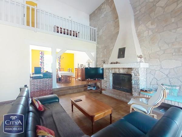 Maison à vendre 7 pièces 176m² Huisseau-sur-Cosson (41350)