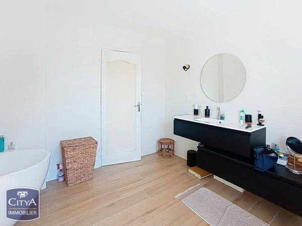 Maison à vendre 7 pièces 176m² Huisseau-sur-Cosson (41350)