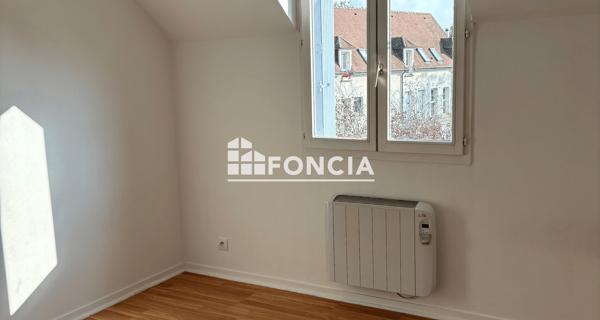 Location Appartement 2 pièces 46.3 m² - Nemours 77140