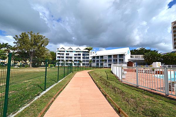 Gosier (97190) Appartement T2 vue mer et plage pointe de la verdure.