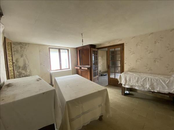 Maison à vendre |  Montaigut-le-Blanc |  6 pièces | 115 m²