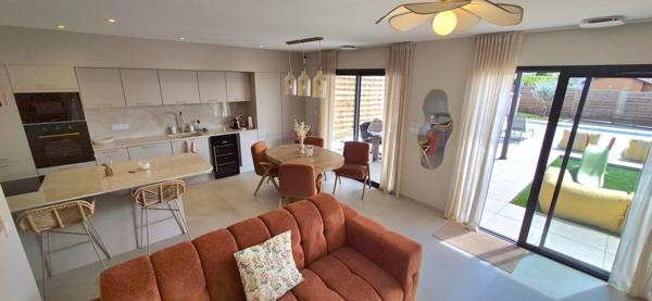 Maison contemporaine 4 pièces FAREINS (01)