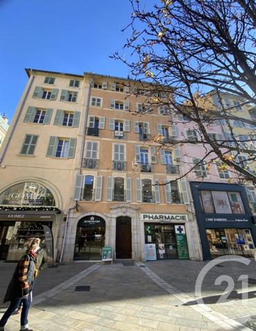 Appartement F4 à vendre  4 pièces - 71 m2 TOULON - 83