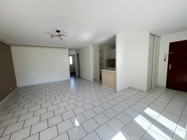 Appartement à vendre 3 pièces LIMAY (78) - terrasse - place de parking