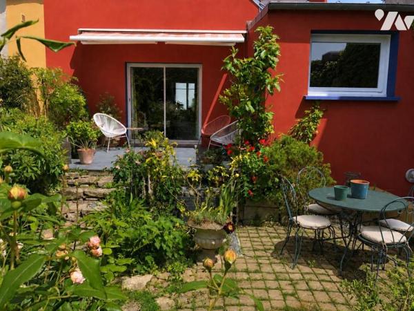 TREBOUL, Coup de coeur pour la maison ET pour le terrain!
