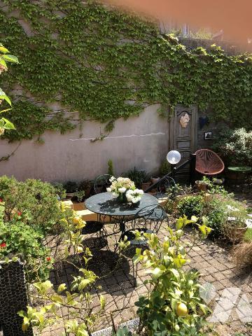TREBOUL, Coup de coeur pour la maison ET pour le terrain!