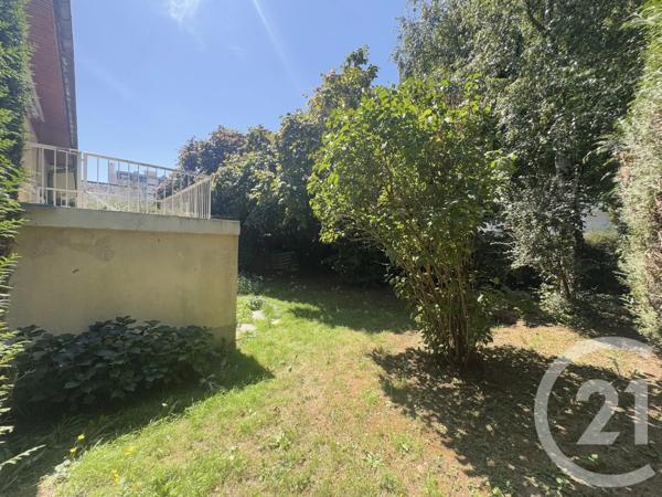 Maison à vendre  7 pièces - 195,50 m 2   RENNES  - 35