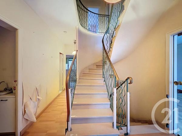 Maison à vendre  7 pièces - 195,50 m 2   RENNES  - 35