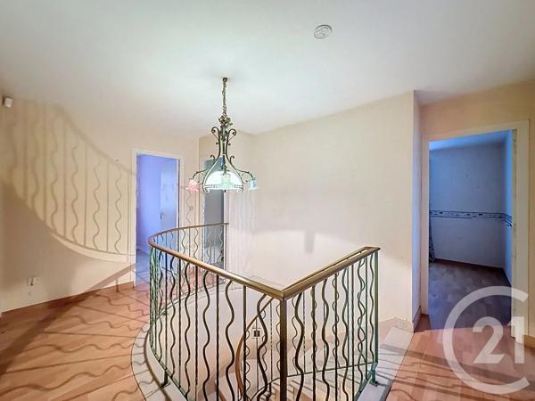 Maison à vendre  7 pièces - 195,50 m 2   RENNES  - 35