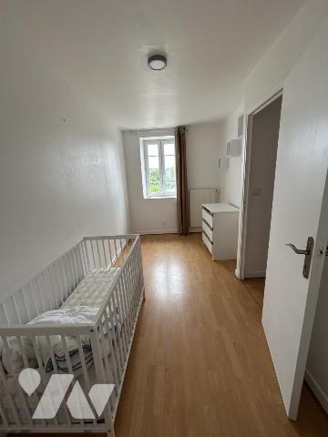 ENSEMBLE IMMOBILIER BOURG LA FOREST LANDERNEAU