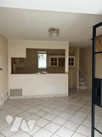 ENSEMBLE IMMOBILIER BOURG LA FOREST LANDERNEAU