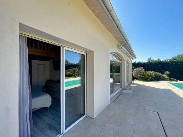 PROPRIETE Grande MAISON sur terrain paysagé