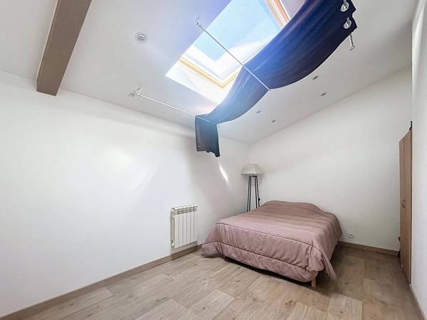 PROPRIETE Grande MAISON sur terrain paysagé