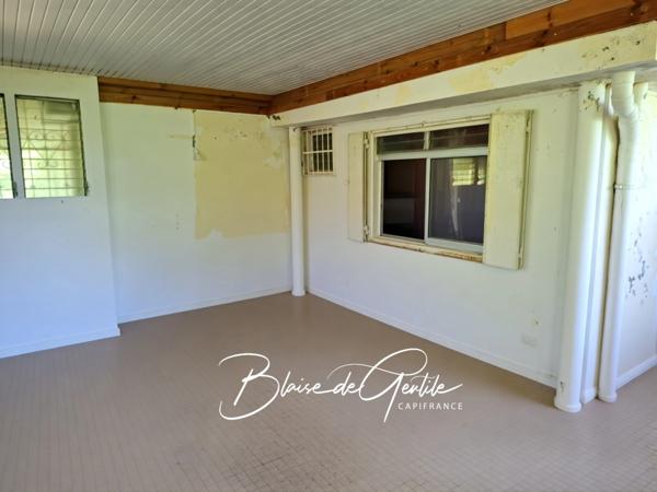 Maison de charme à vendre 4 pièces SAINT CLAUDE (971)