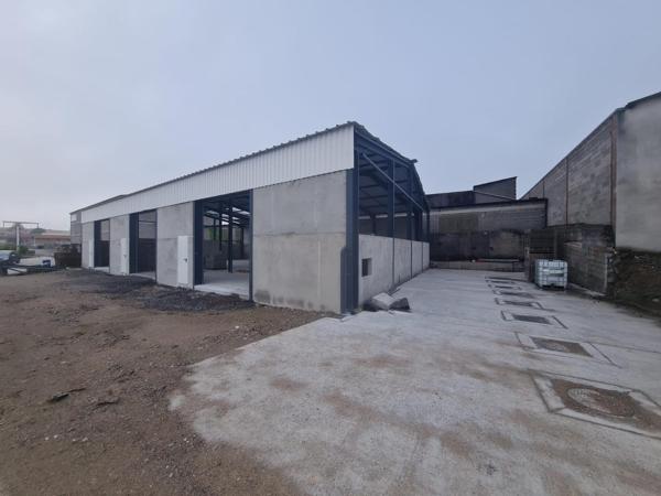 Local Professionnel à louer à Chazelles sur lyon