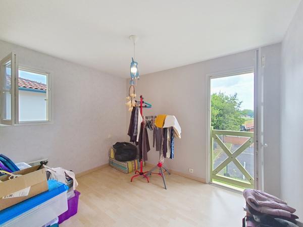 Villa en vente à Saint-Martin-De-Hinx avec LANDES IMMO 40