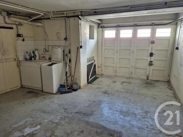 Immeuble à vendre  173 m 2   CASTRES  - 81