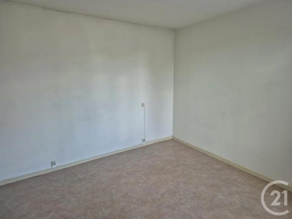 Immeuble à vendre  173 m 2   CASTRES  - 81