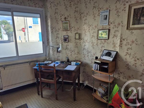 Immeuble à vendre  173 m 2   CASTRES  - 81