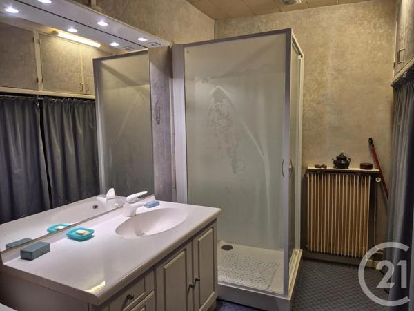 Immeuble à vendre  173 m 2   CASTRES  - 81