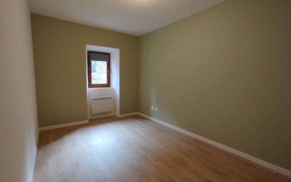 Appartement à louer    3 pièces •  Joyeuse