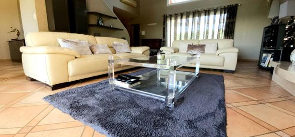 Maison d'architecte Castelnaudary 7 pièce(s) 181 m2