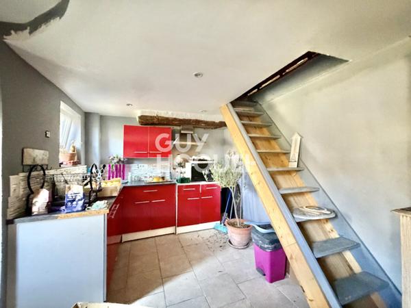 5 MIN DE HOUDAN - GROS POTENTIEL