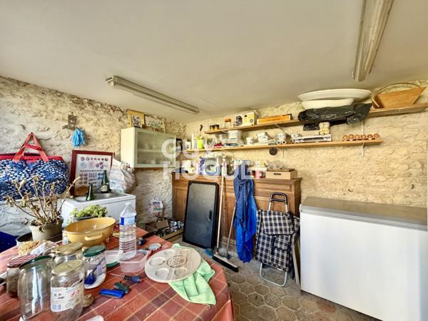 5 MIN DE HOUDAN - GROS POTENTIEL