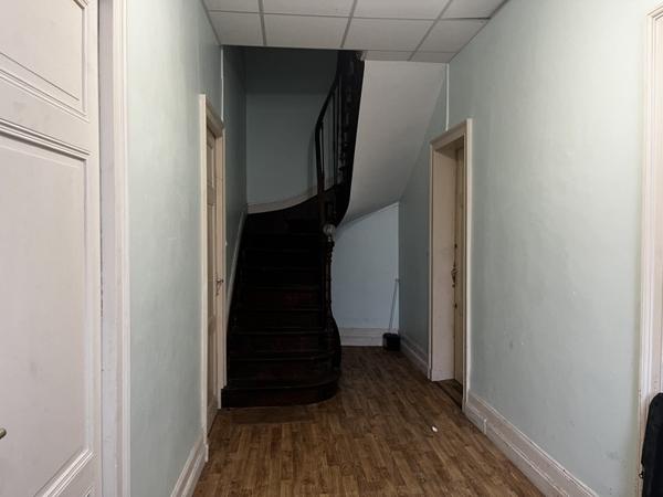 Immeuble à vendre |  Montendre |  300 m²