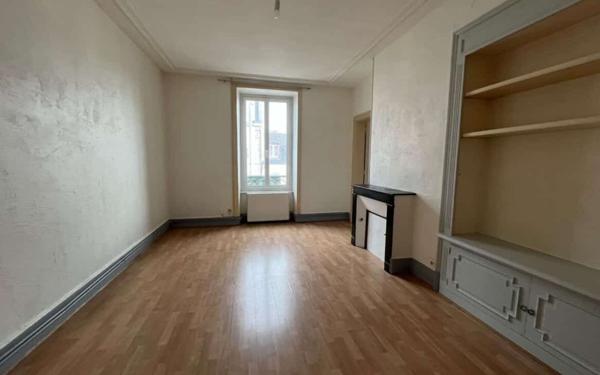 Appartement à louer    4 pièces • 98,79 m2 Limoges