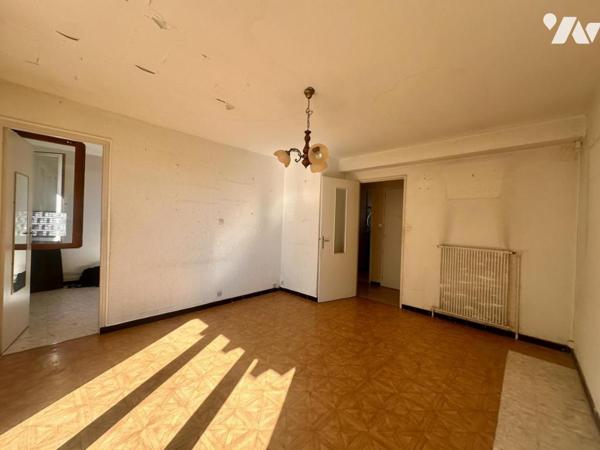Appartement de type 3 avec cellier et stationnement garage