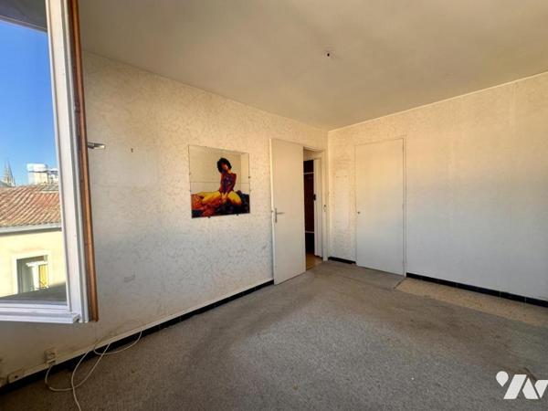 Appartement de type 3 avec cellier et stationnement garage