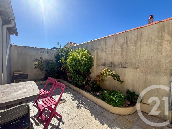 Appartement F4 à vendre  4 pièces - 66,76 m 2   LES SABLES D OLONNE  - 85