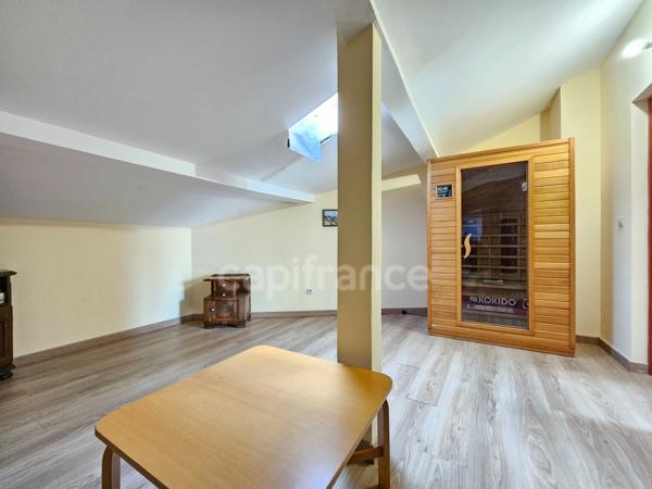Maison à vendre 7 pièces PANISSIERES (42)