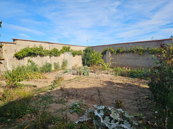 Maison à vendre 7 pièces PANISSIERES (42)