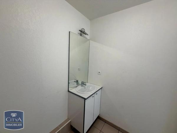Appartement à louer 1 pièce 34.1m² Sète (34200)