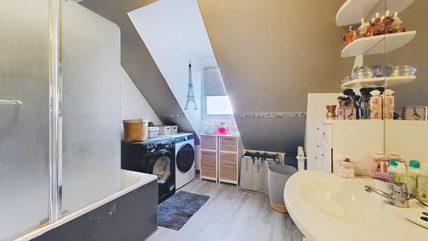 Maison - 4 pièces - 102m² - Jardin 434m²