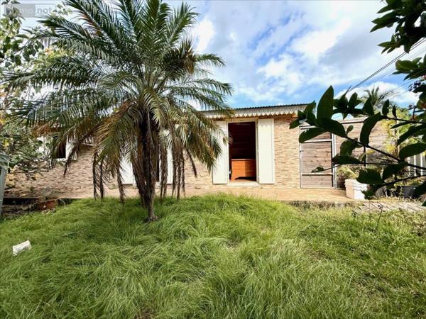Maison à vendre à Ravine-Des-Cabris à la Réunion (97432), ref : 97410-1094378