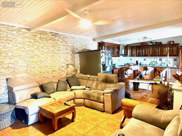 Maison à vendre à Ravine-Des-Cabris à la Réunion (97432), ref : 97410-1094378